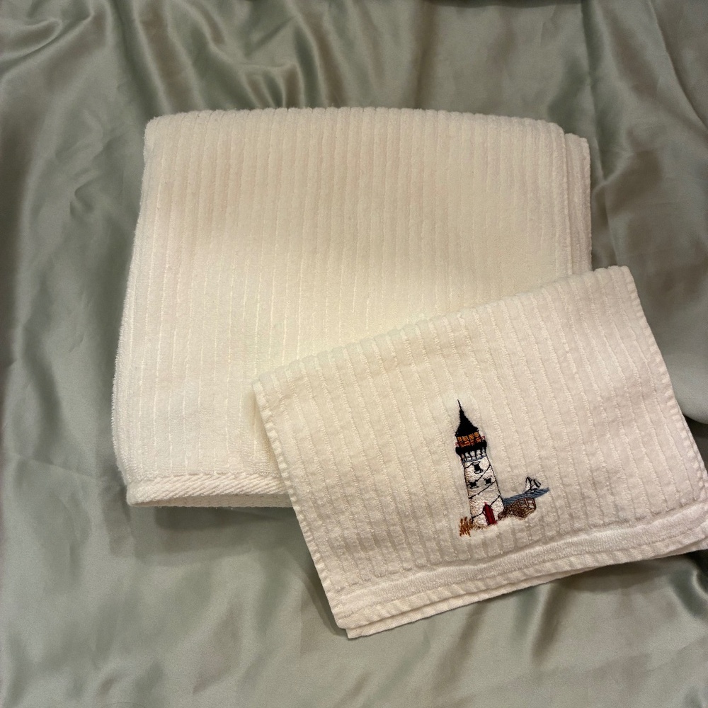 Ivory Towel & Wash Cloth Set With Lighthouse Embroidered on Wash Cloth Only EUC